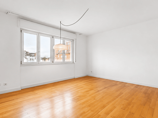 Wohnung zur Miete 1.100 € 2 Zimmer 55 m² Geschoss 2/3 frei ab sofort Schönbühlstraße 40 Ost Ost 70188