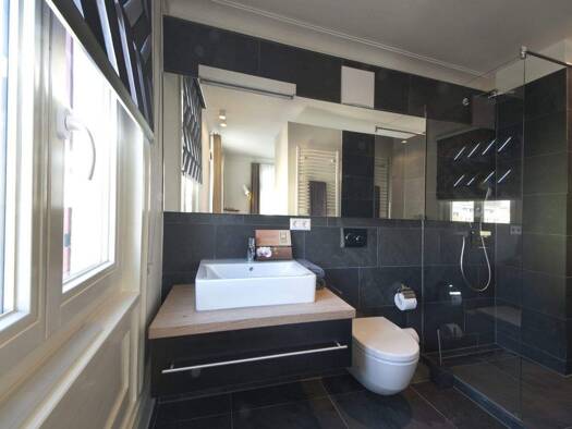 Wohnung zur Miete Wohnen auf Zeit 1.800 € 1 Zimmer 29 m² frei ab sofort Hauptstätter Straße 0 Mitte Stuttgart 70178