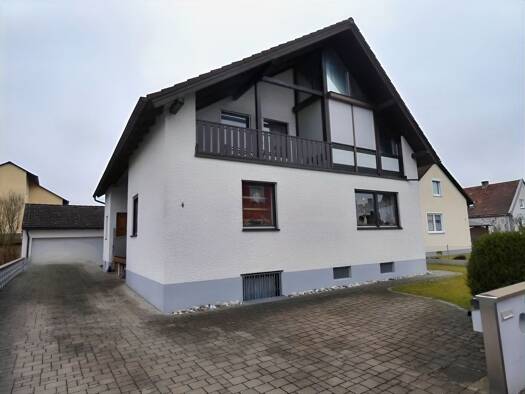 Mehrfamilienhaus zum Kauf 295.000 € 7 Zimmer 192 m² 533 m² Grundstück Radschin Etzenricht 92694