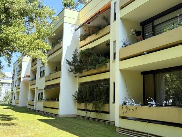Wohnung zum Kauf 399.000 € 4,5 Zimmer 112 m² 2. Geschoss Göggingen Göggingen 86199