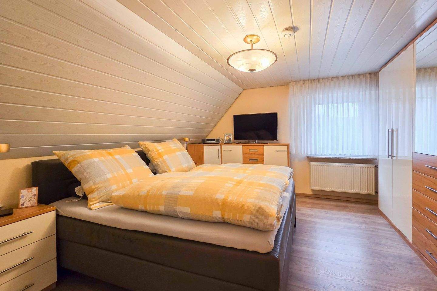 Immobilie in Troisdorf - Erbbaurecht: Top gepflegtes Zweifamilienhaus mit vielseitigem Nutzungspotenzial - Bild 4