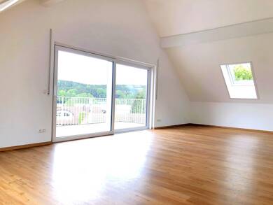 Wohnung zur Miete - Erstbezug 1.013 € 3 Zimmer 91,2 m² Dachgeschoss frei ab 15.08.2025 Rot Rot 88430