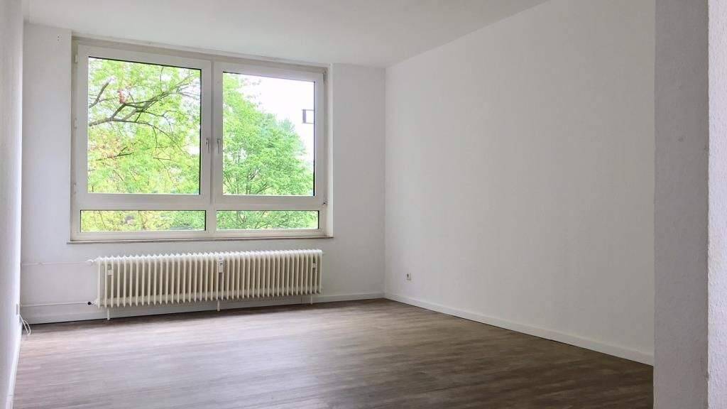 Wohnung zur Miete 589 € 2 Zimmer 55 m² 1. Geschoss frei ab 22.04.2026 Brandenburger Allee 24 Monheim 40789