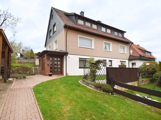 Wohnung zur Miete 752 € 4 Zimmer 94 m² Dachgeschoss, 2. Geschoss Braunlage Braunlage 38700