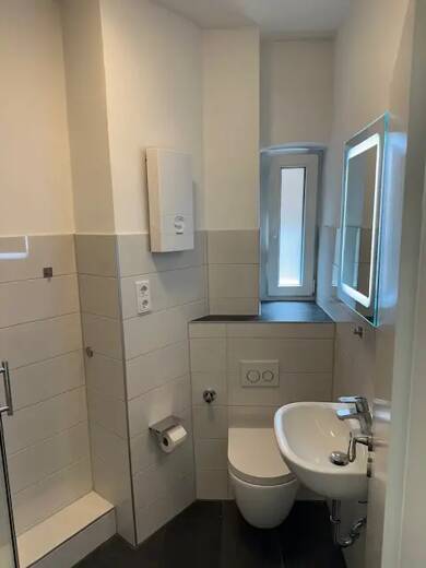 Wohnung zur Miete 451 € 2 Zimmer 43 m² Geschoss 1/4 Nürnberger Straße 27 b Zentrum - Südost Leipzig 04103