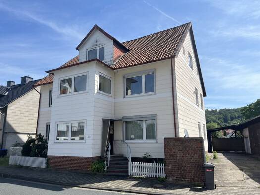 Mehrfamilienhaus zum Kauf 139.900 € 9 Zimmer 250 m² 1.119 m² Grundstück frei ab sofort Ringstraße 20 Kreiensen Einbeck 37574