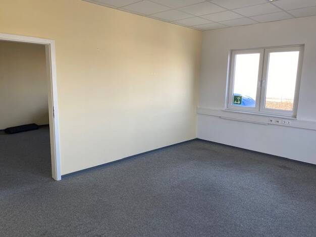 Bürofläche zur Miete provisionsfrei 2.750 € 161 m² Bürofläche Am Flachmoor Nürnberg 90475