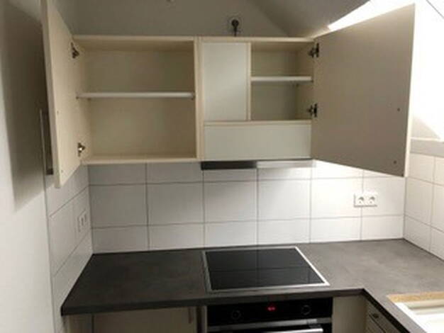 Wohnung zur Miete 400 € 2 Zimmer 50 m² Dachgeschoss, 3. Geschoss frei ab 01.08.2025 Heidlandstr. 1 Jerxen - Orbke Detmold (Jerxen-Orbke) 32756