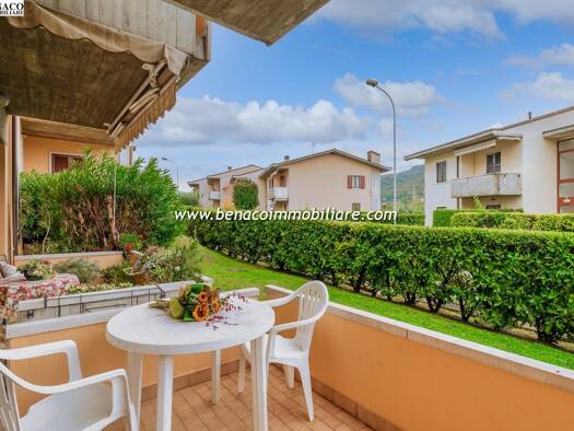 Studio zum Kauf 355.000 € 2 Zimmer 120 m² EG frei ab sofort via Risare Garda 37016