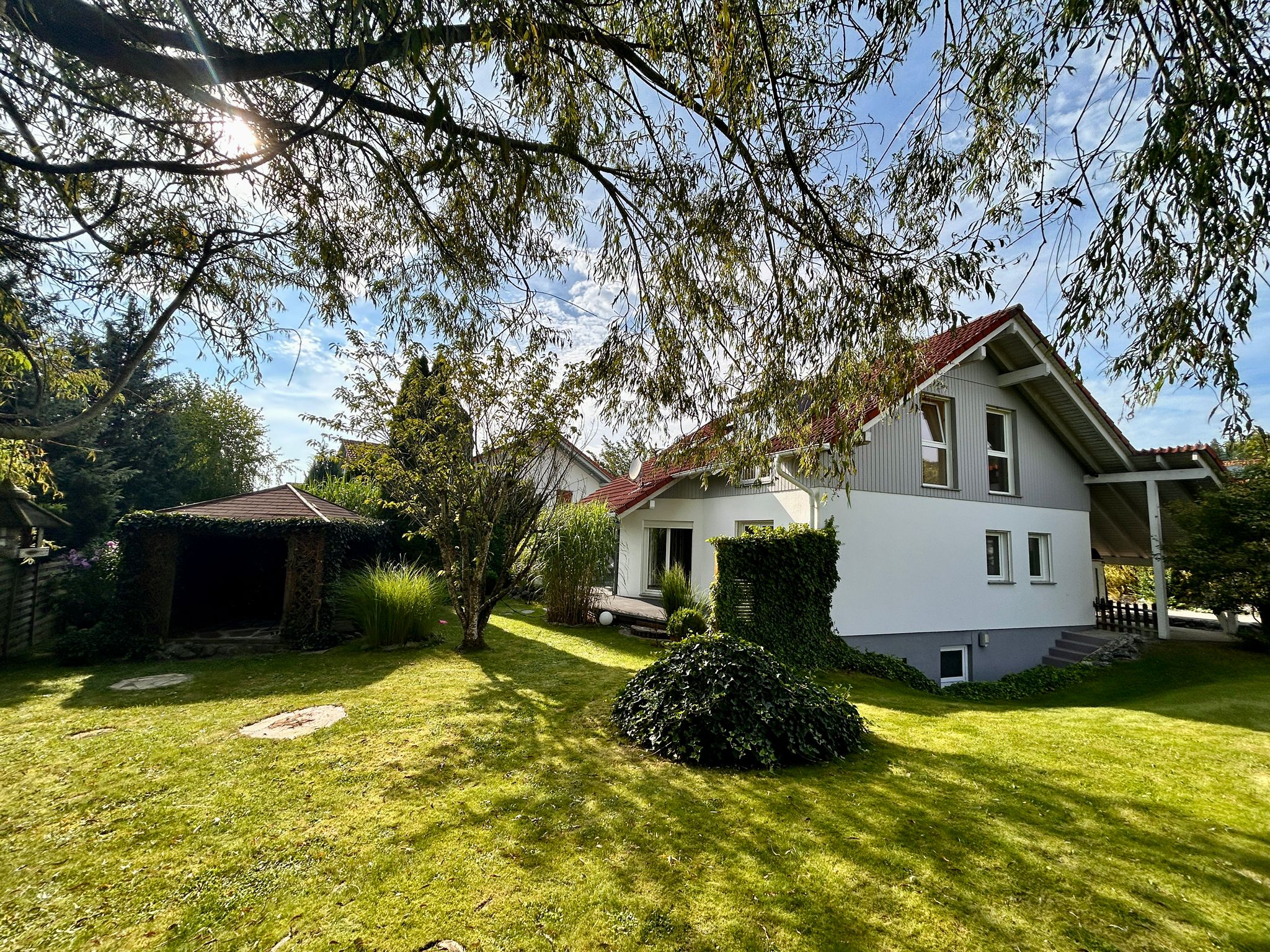 Einfamilienhaus zum Kauf provisionsfrei 850.000 € 6 Zimmer 174 m²<br/>Wohnfläche 880 m²<br/>Grundstück ab sofort<br/>Verfügbarkeit Probstried Dietmannsried 87463