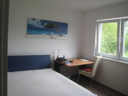 WG-Zimmer zur Miete 500 € 13 m² frei ab 15.10.2026 Eschborn Eschborn 65760