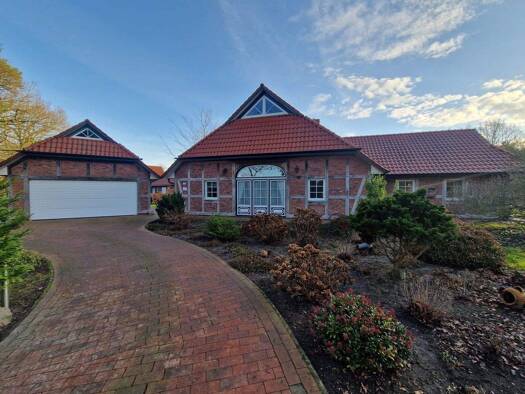 Einfamilienhaus zum Kauf 680.000 € 4 Zimmer 175,1 m² 1.286 m² Grundstück frei ab sofort Ohrwege Bad Zwischenahn 26160