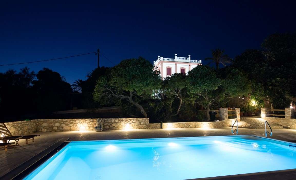 Villa zum Kauf 3.000.000 € 6 Zimmer 460 m²<br/>Wohnfläche 12.000 m²<br/>Grundstück Syros