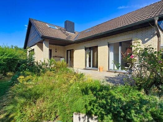 Einfamilienhaus zum Kauf 325.000 € 8 Zimmer 188,8 m² 708 m² Grundstück Wathlingen Wathlingen 29339