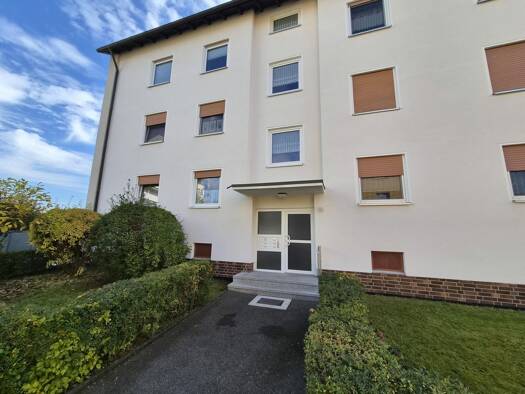 Wohnung zum Kauf 95.000 € 2 Zimmer 68 m² Neustadt Neustadt b.Coburg 96465
