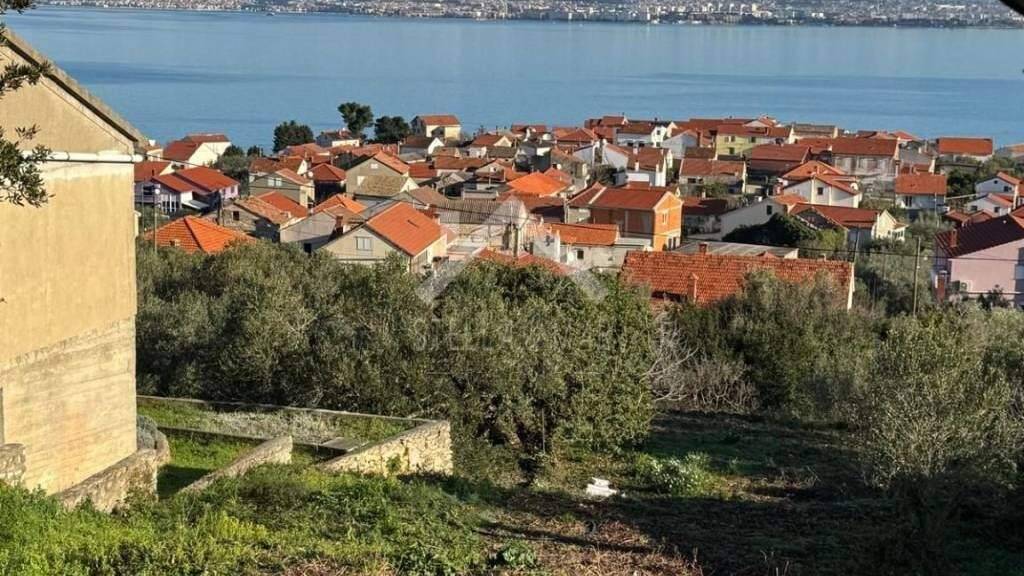 Land-/Forstwirtschaft zum Kauf 170.000 € Centar