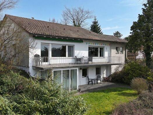 Einfamilienhaus zum Kauf 738.000 € 5,5 Zimmer 193 m² 616 m² Grundstück Büsingen am Hochrhein 78266