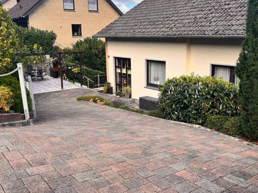 Mehrfamilienhaus zum Kauf 299.000 € 8 Zimmer 139 m² 1.081 m² Grundstück Bad Wünnenberg 33181