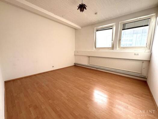 Wohnung zur Miete 350 € 1 Zimmer 18 m² 2. Geschoss West Stuttgart 70176