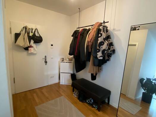 Wohnung zur Miete 993 € 2 Zimmer 63 m² Geschoss 1/5 frei ab 01.05.2026 Friedrichsfelde Berlin 10315