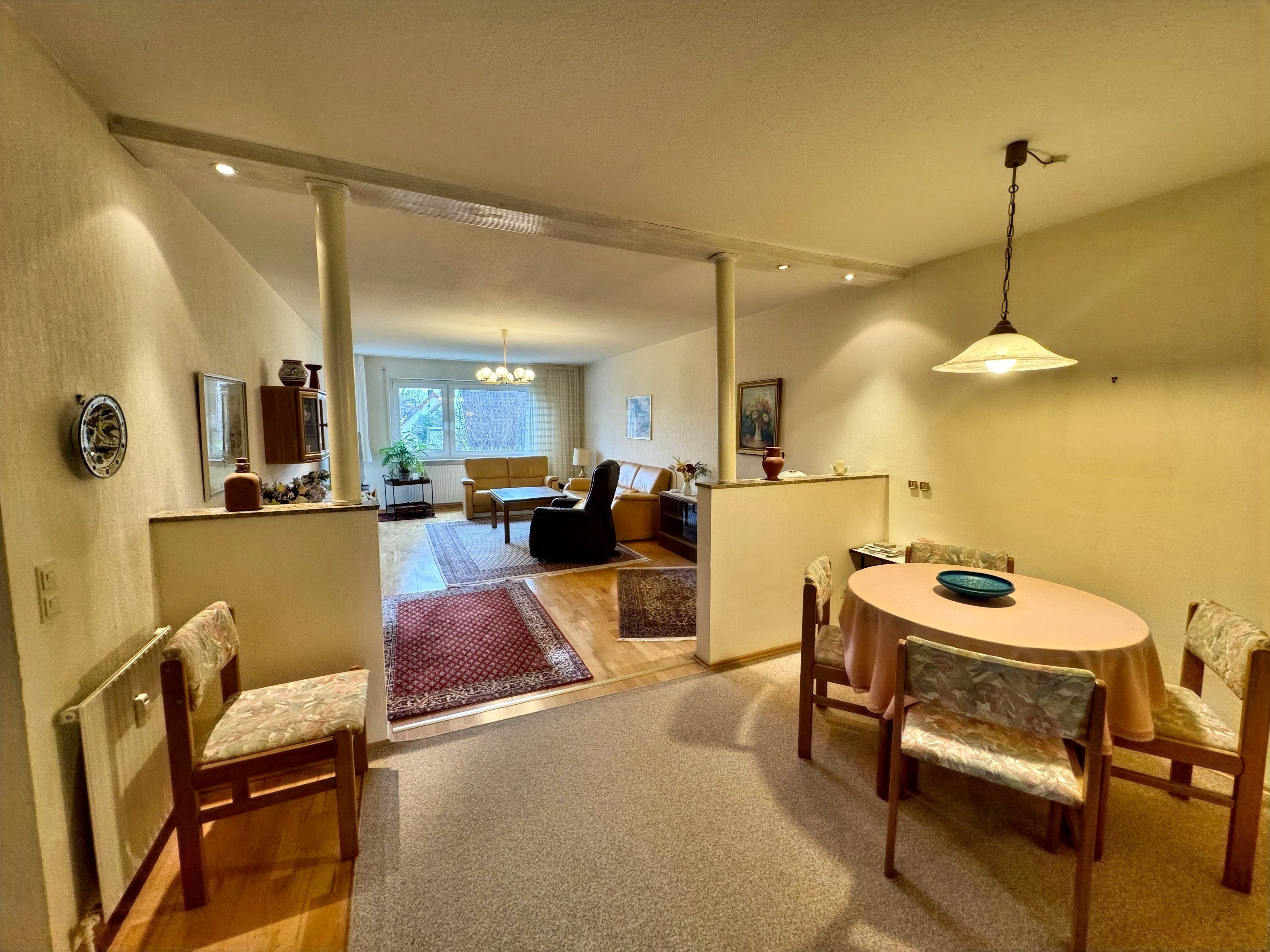 Wohnung zum Kauf 315.000 € 3,5 Zimmer 92 m²<br/>Wohnfläche Höfingen Leonberg 71229