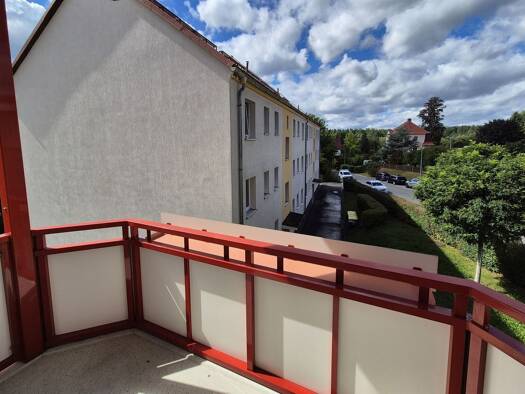 Wohnung zur Miete 359 € 3 Zimmer 60,3 m² 2. Geschoss frei ab sofort Hüttengrundstraße 57 b Hohenstein-Ernstthal 09337