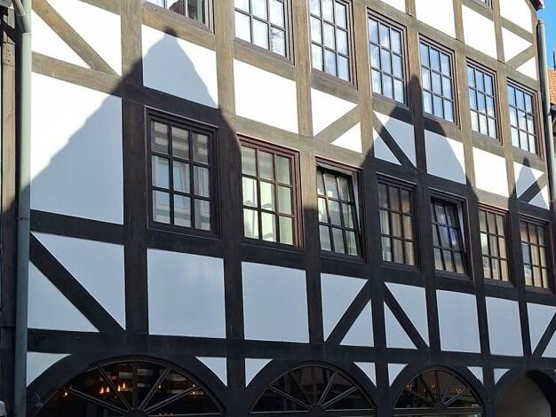 Mehrfamilienhaus zum Kauf 549.000 € 14 Zimmer 440 m² 323 m² Grundstück Innenstadt Hameln 31785