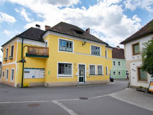 Haus zum Kauf 197.000 € 6 Zimmer 243 m² 100 m² Grundstück Emmersdorf an der Donau 3644