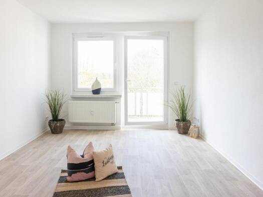 Wohnung zur Miete 290 € 2 Zimmer 49,3 m² EG frei ab 15.12.2025 Altenhainer Str. 36 Bernsdorf Chemnitz 09126