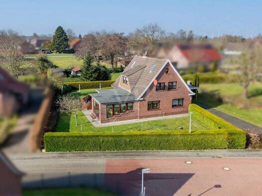 Einfamilienhaus zum Kauf 349.000 € 7 Zimmer 188 m² 2.170 m² Grundstück Westerholt 26556