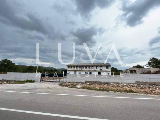 Land-/Forstwirtschaft zur Miete 4.000 € Donje Razine, Sibenik Sibenik