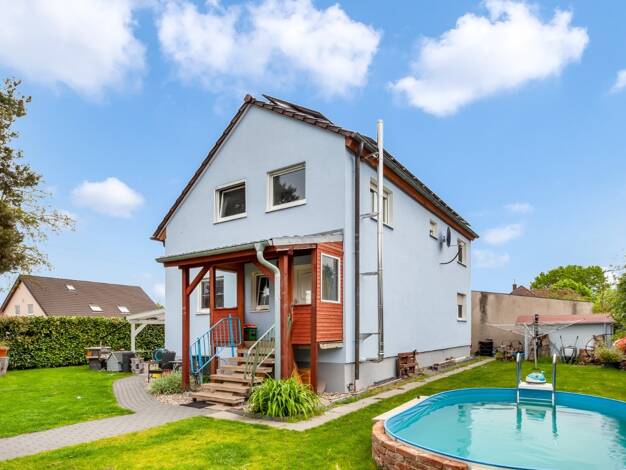 Einfamilienhaus zum Kauf 498.000 € 4,5 Zimmer 105 m² 487 m² Grundstück Mahlsdorf Marzahn-Hellersdorf 12623