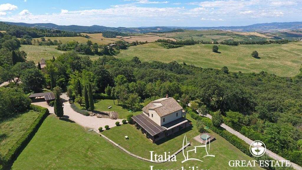 Bauernhaus zum Kauf 1.300.000 € 10 Zimmer 156 m² 5.000 m² Grundstück San Casciano dei Bagni 53040