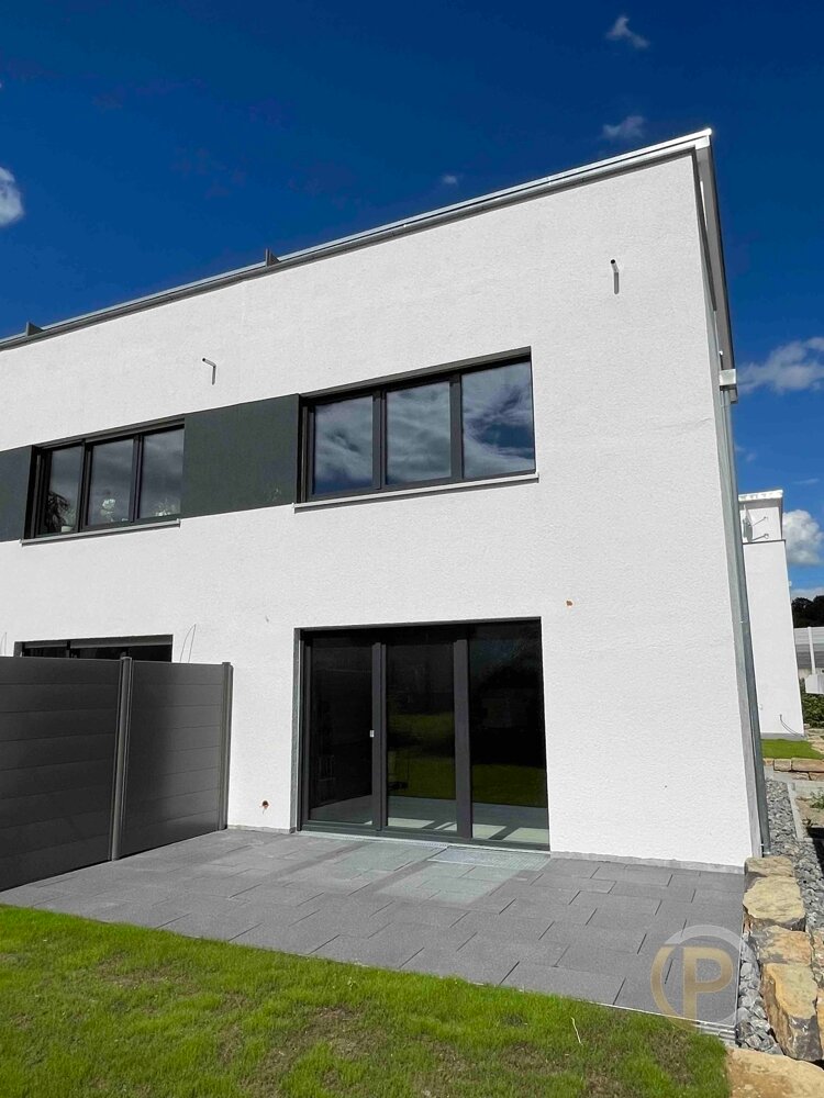 Reihenendhaus zum Kauf provisionsfrei 666.900 € 4,5 Zimmer 133 m²<br/>Wohnfläche 186 m²<br/>Grundstück Kirchheim am Neckar 74366