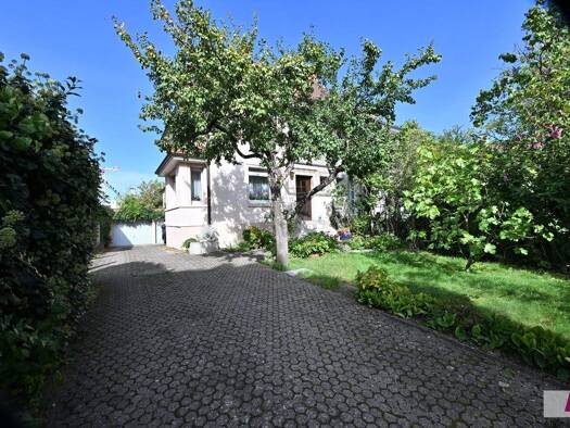 Doppelhaushälfte zum Kauf provisionsfrei 476.000 € 5 Zimmer 124 m² 521 m² Grundstück Friedlingen Weil am Rhein 79576