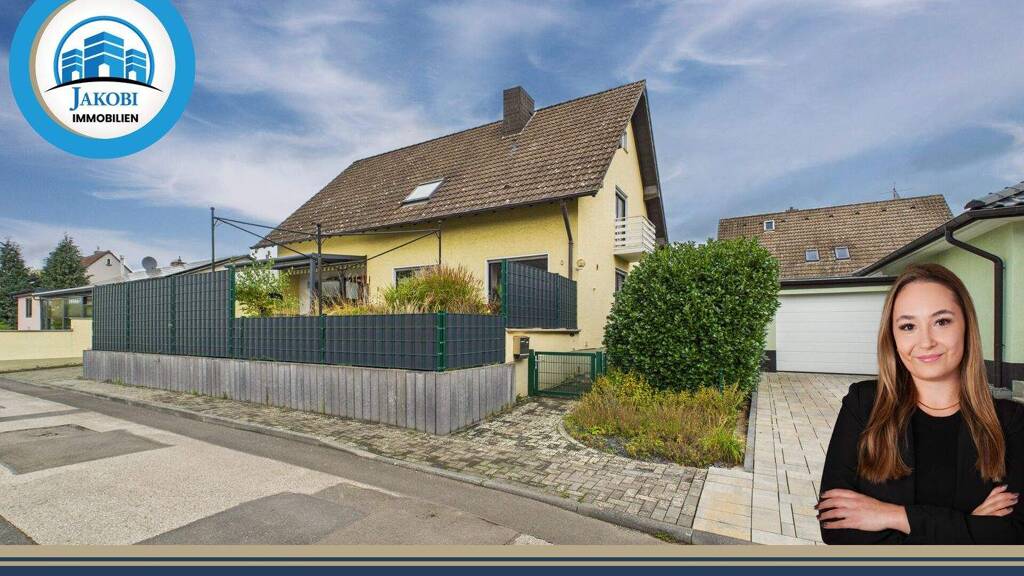 Freistehendes Einfamilienhaus mit Doppelgarage in guter Lage von Bad Münstereifel - Arloff!