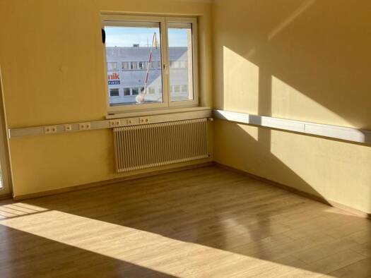 Bürogebäude zur Miete 1.930 € 3 Zimmer 134 m² Bürofläche Straßgang Graz,16.Bez.:Straßgang 8054