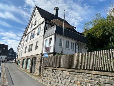 Mehrfamilienhaus zum Kauf als Kapitalanlage geeignet 299.000 € 280 m² 200 m² Grundstück Bad Fredeburg Schmallenberg 57392