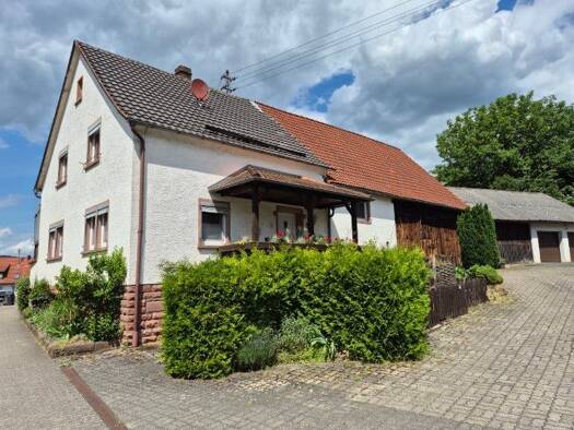 Einfamilienhaus zum Kauf 149.000 € 5 Zimmer 125 m² 618 m² Grundstück frei ab sofort Wildbachstraße 22 Boxtal Freudenberg 97896