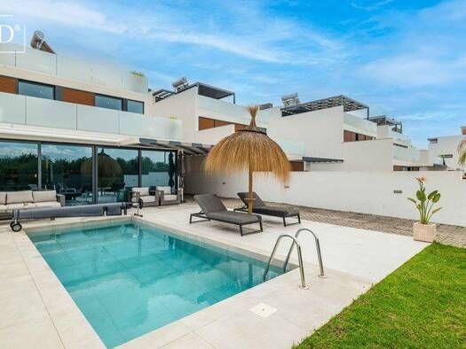 Haus zum Kauf 799.000 € 198 m² 507 m² Grundstück Luz de Tavira e Santo Estêvão 8800