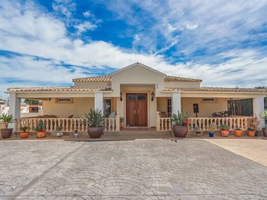 Chalet zum Kauf 595.000 € 6 Zimmer 299 m² Almoradí 03179