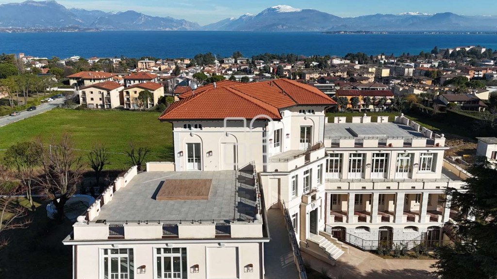 Penthouse zum Kauf 2.300.000 € 3 Zimmer 460 m² 2. Geschoss frei ab sofort Via Giotto Desenzano del Garda 25015