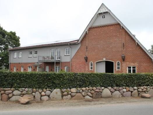 Wohnung zur Miete 770 € 2 Zimmer 64 m² EG frei ab 01.04.2026 Kamper Straße 20a Nützen 24568