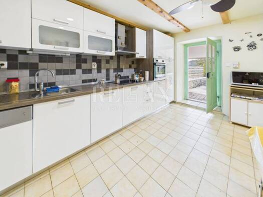 Haus zum Kauf 170.000 € 4 Zimmer 85 m² Grizane-Belgrad, Vinodolska Opcina Grižane-Belgrad