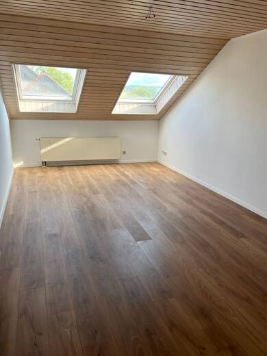 Wohnung zur Miete nur mit Wohnberechtigungsschein 350 € 2 Zimmer 41 m² Dachgeschoss frei ab sofort Zum Höhbergblick Mühleip Eitorf 53783