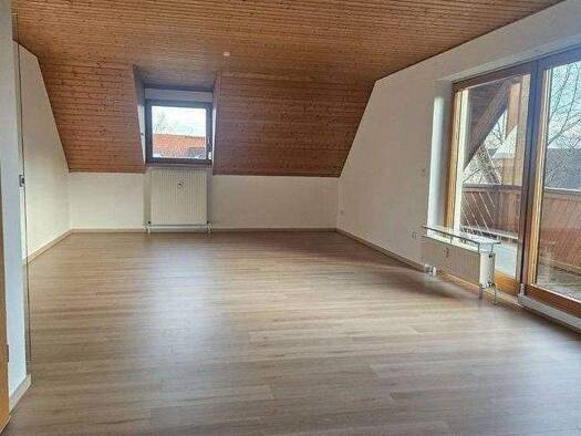 Wohnung zur Miete 850 € 2,5 Zimmer 99 m² 2. Geschoss frei ab sofort Dörfleins Hallstadt 96103