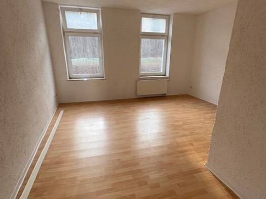 Wohnung zur Miete 250 € 2 Zimmer 50 m² 1. Geschoss frei ab sofort Greiz 07973