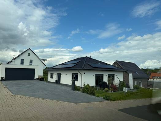 Bungalow zum Kauf provisionsfrei 485.000 € 4 Zimmer 131 m² 606 m² Grundstück An der Kalkröse 10 Salzhemmendorf 31020