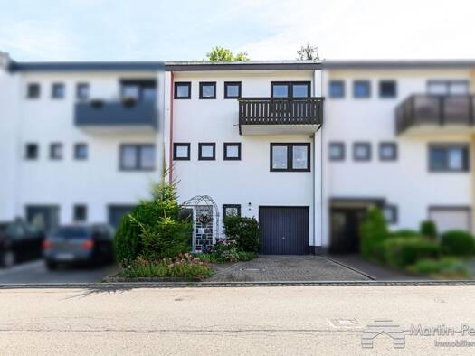 Reihenmittelhaus zum Kauf 210.000 € 4 Zimmer 104 m² 161 m² Grundstück Lüdenscheid Lüdenscheid 58511