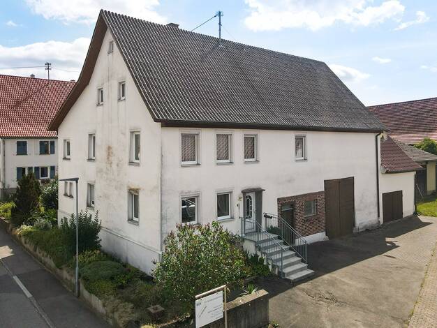 Bauernhaus zum Kauf 119.000 € 5 Zimmer 137,2 m² 565 m² Grundstück Inneringen Hettingen 72513